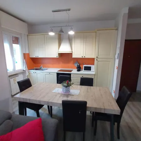 Casa Romolo Apartment